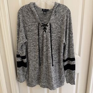 Women's XL Miss Chievous Hoodie Soft 1/4 Lace Up Hoodie Pullover Gray White